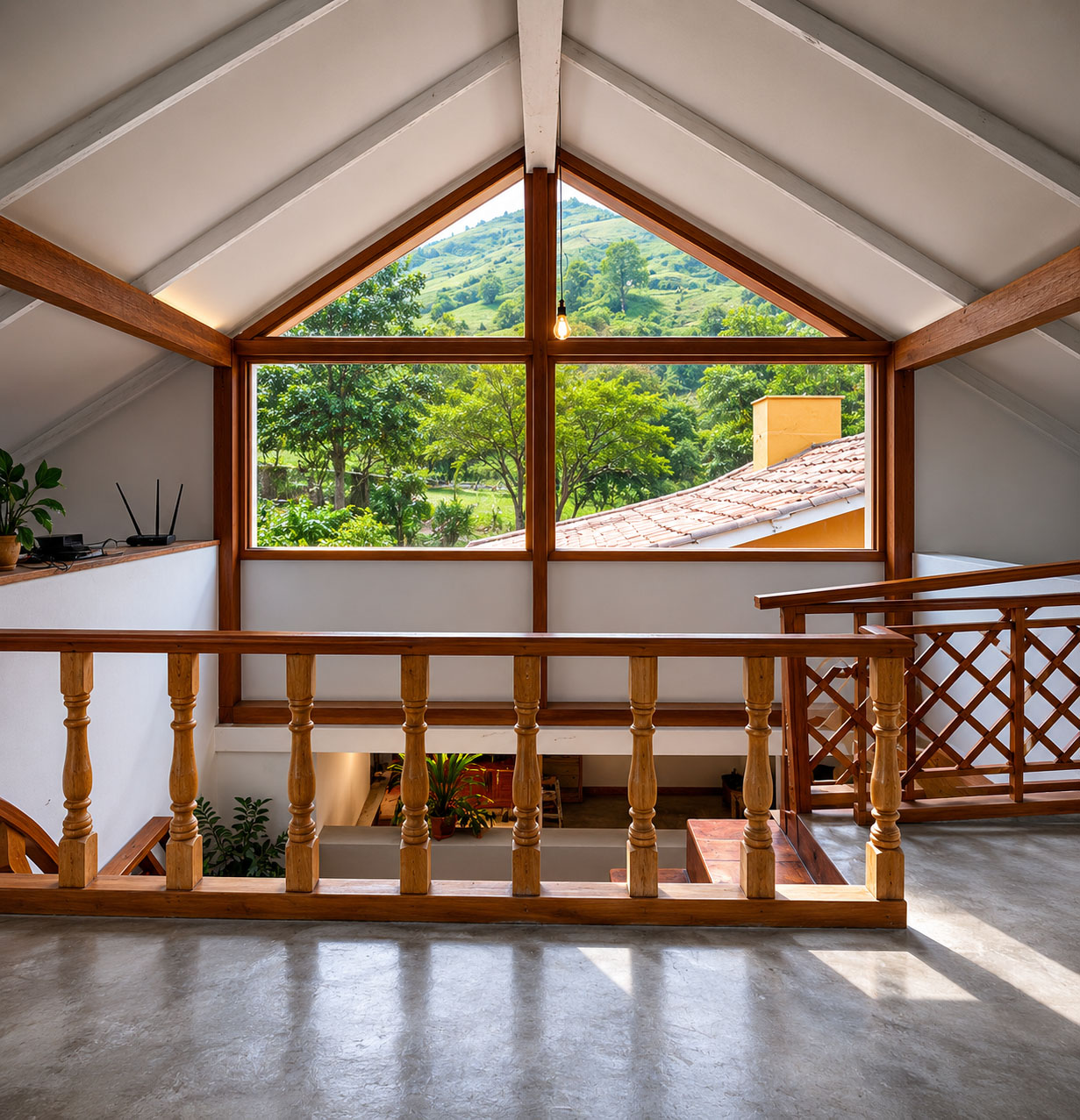 Casa de Tapial, después — la cumbrera con una gran ventana a dos aguas enmarcada en madera sobre el barandal torneado conservado, abierta al cerro